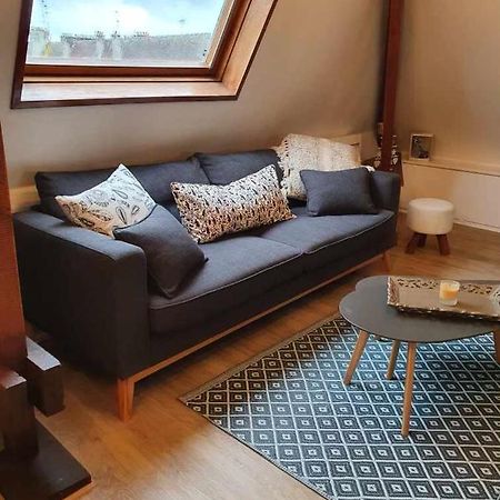 Bel appartement ensoleillé en ville Pont-Évêque Extérieur photo